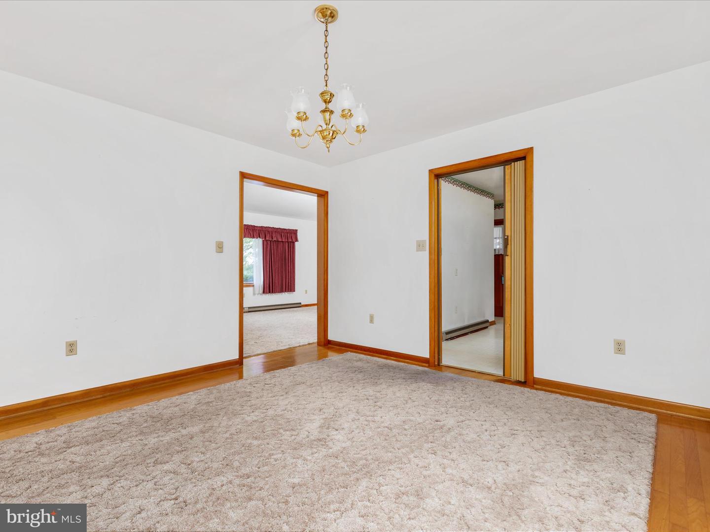 1141 ELM ST, FRONT ROYAL, Virginia 22630, 3 Bedrooms Bedrooms, ,3 BathroomsBathrooms,Residential,For sale,1141 ELM ST,VAWR2011462 MLS # VAWR2011462