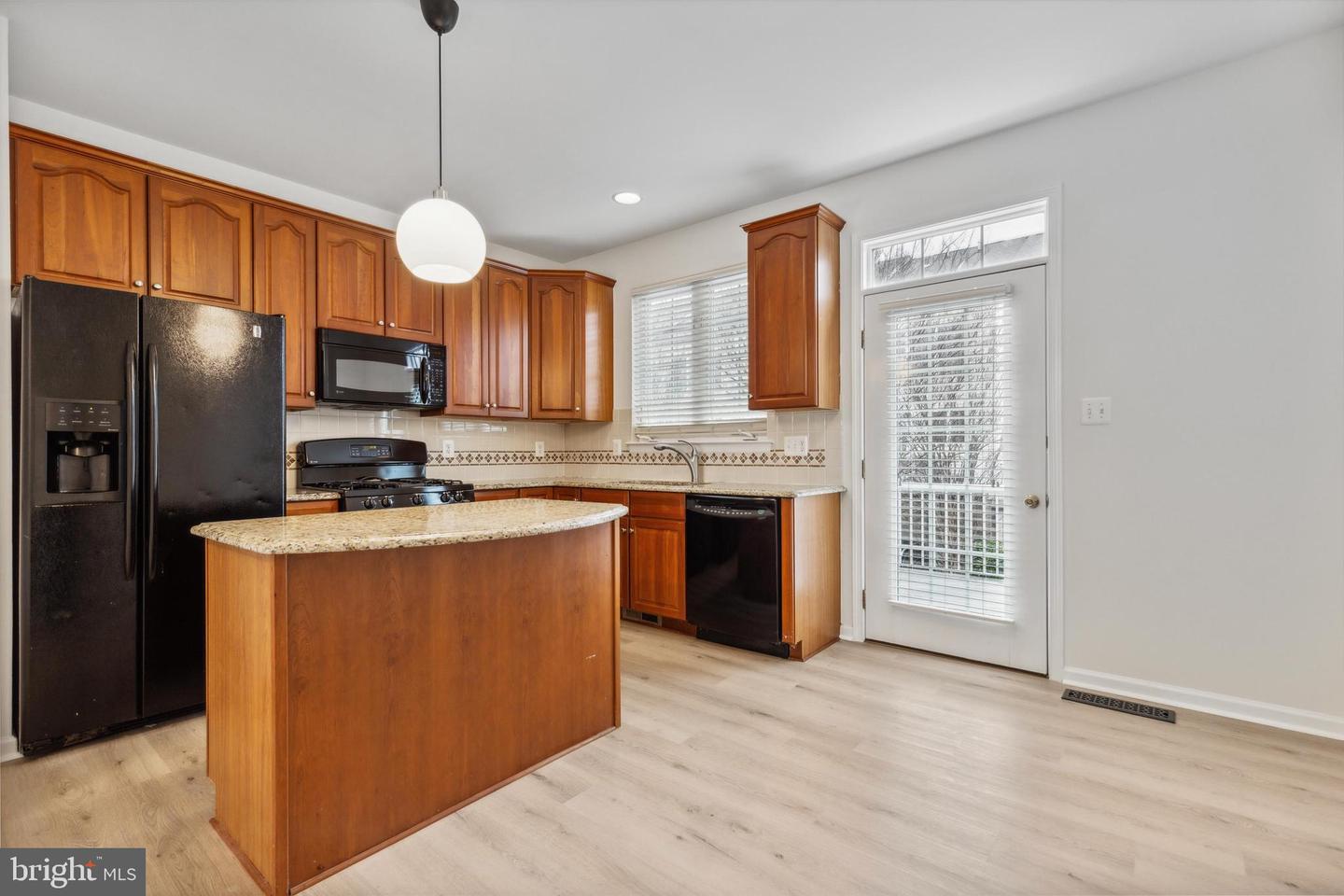 24995 RIDING CENTER DR, CHANTILLY, Virginia 20152, 3 Bedrooms Bedrooms, ,3 BathroomsBathrooms,Residential,For sale,24995 RIDING CENTER DR,VALO2099558 MLS # VALO2099558