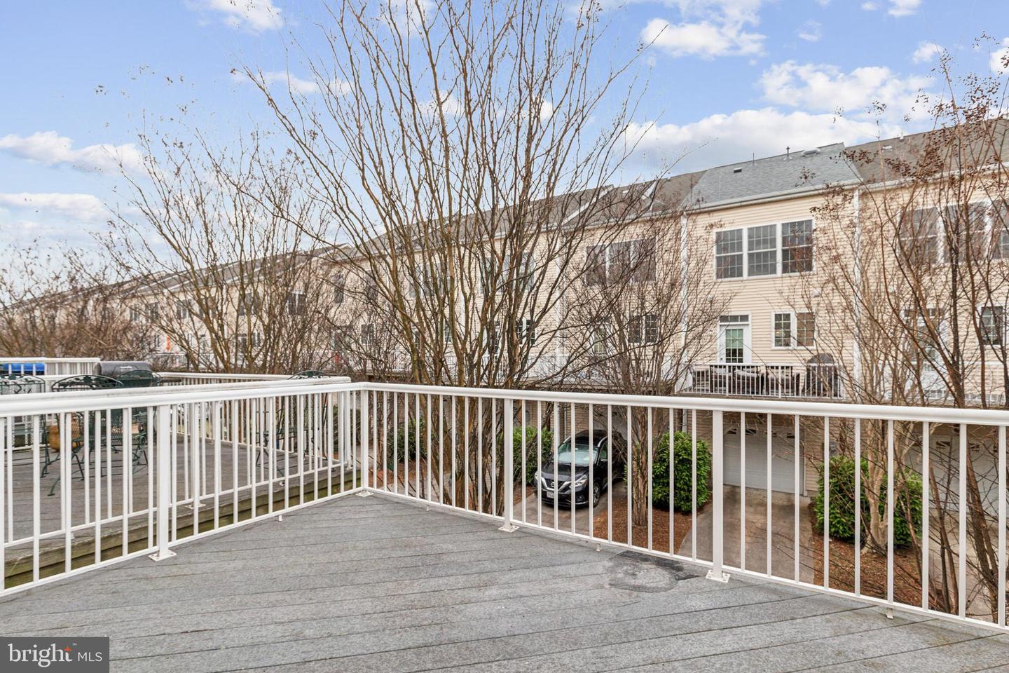 24995 RIDING CENTER DR, CHANTILLY, Virginia 20152, 3 Bedrooms Bedrooms, ,3 BathroomsBathrooms,Residential,For sale,24995 RIDING CENTER DR,VALO2099558 MLS # VALO2099558