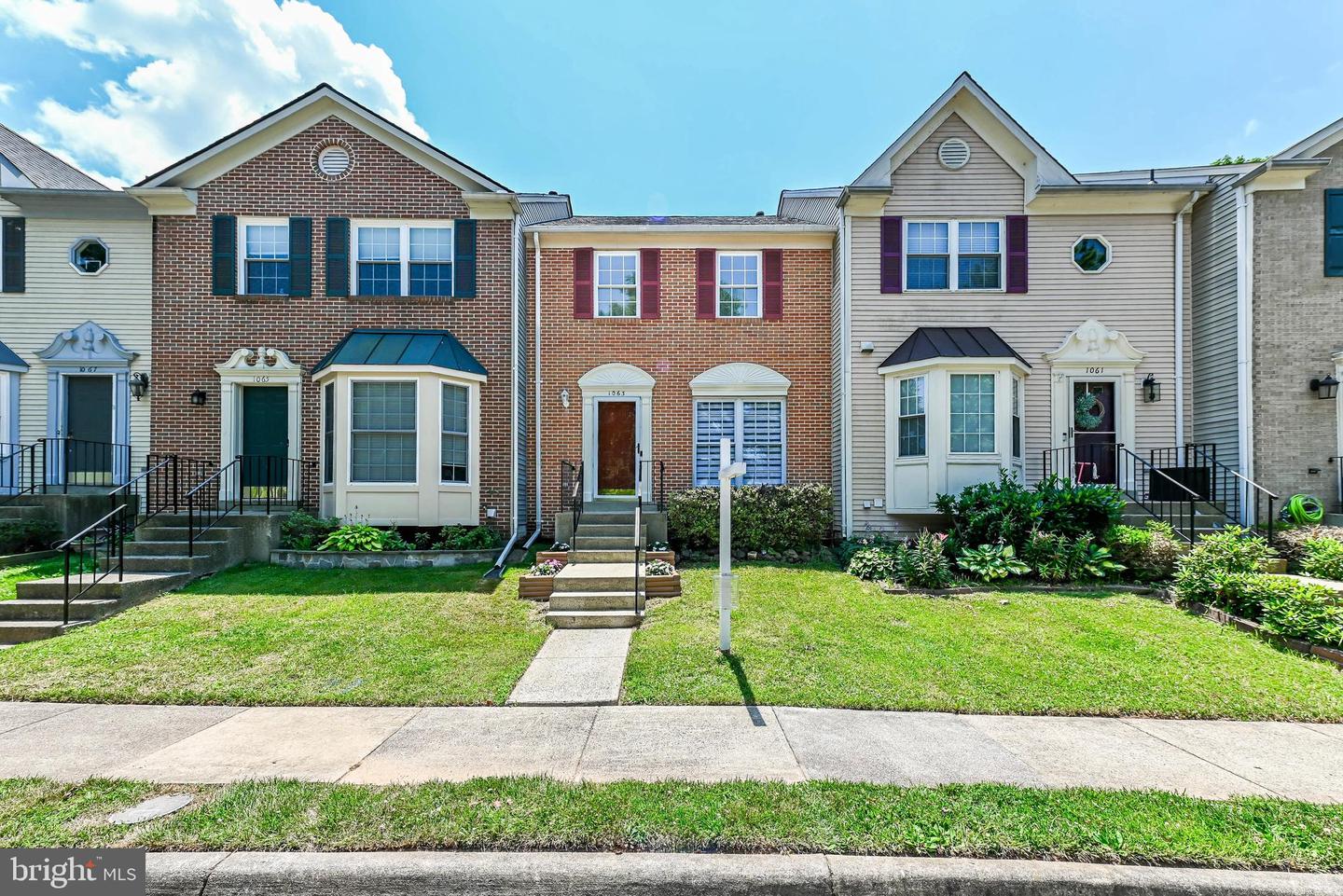 1063 SMARTTS LN NE, LEESBURG, Virginia 20176, 3 Bedrooms Bedrooms, ,2 BathroomsBathrooms,Residential,For sale,1063 SMARTTS LN NE,VALO2099518 MLS # VALO2099518