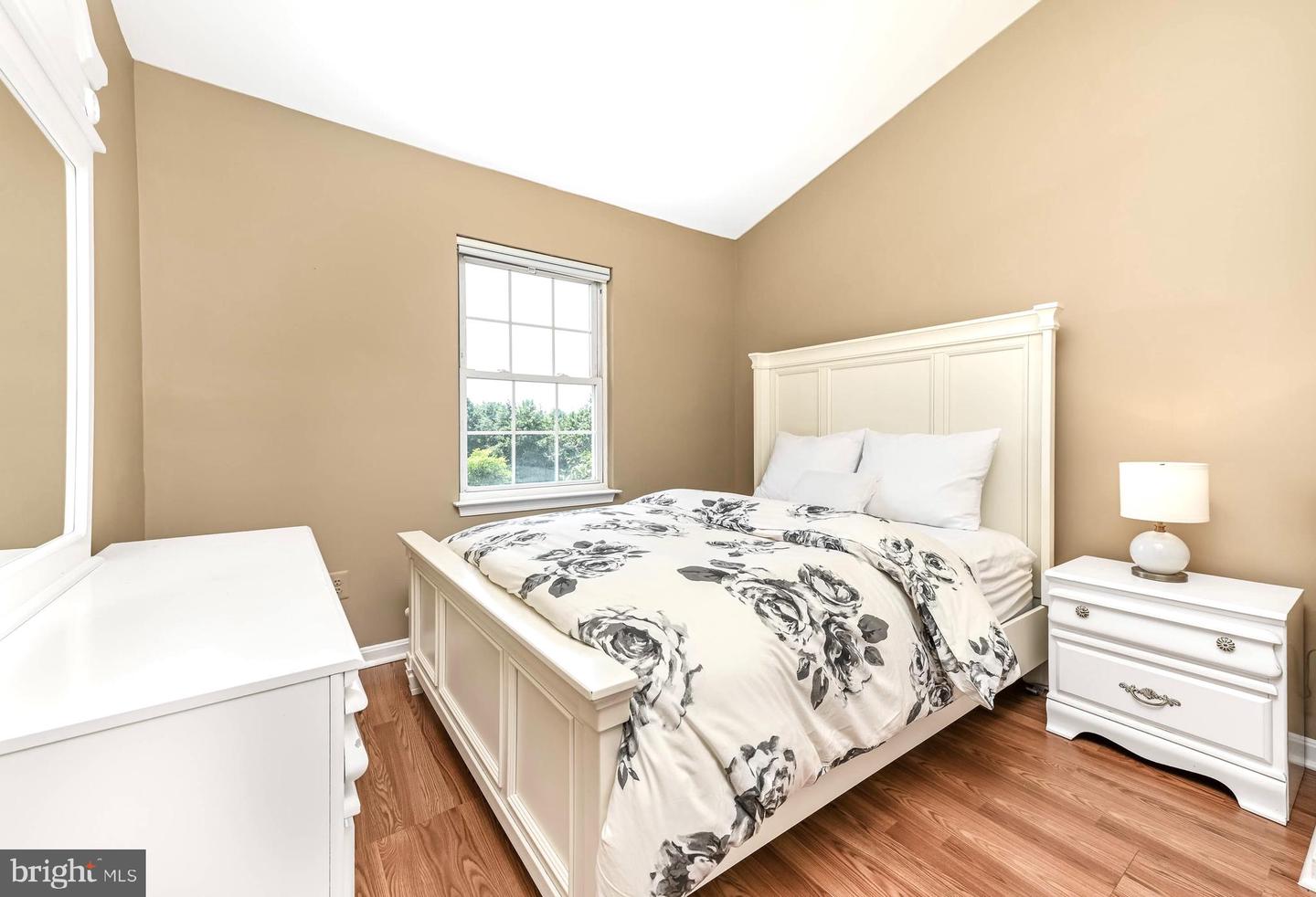 1063 SMARTTS LN NE, LEESBURG, Virginia 20176, 3 Bedrooms Bedrooms, ,2 BathroomsBathrooms,Residential,For sale,1063 SMARTTS LN NE,VALO2099518 MLS # VALO2099518