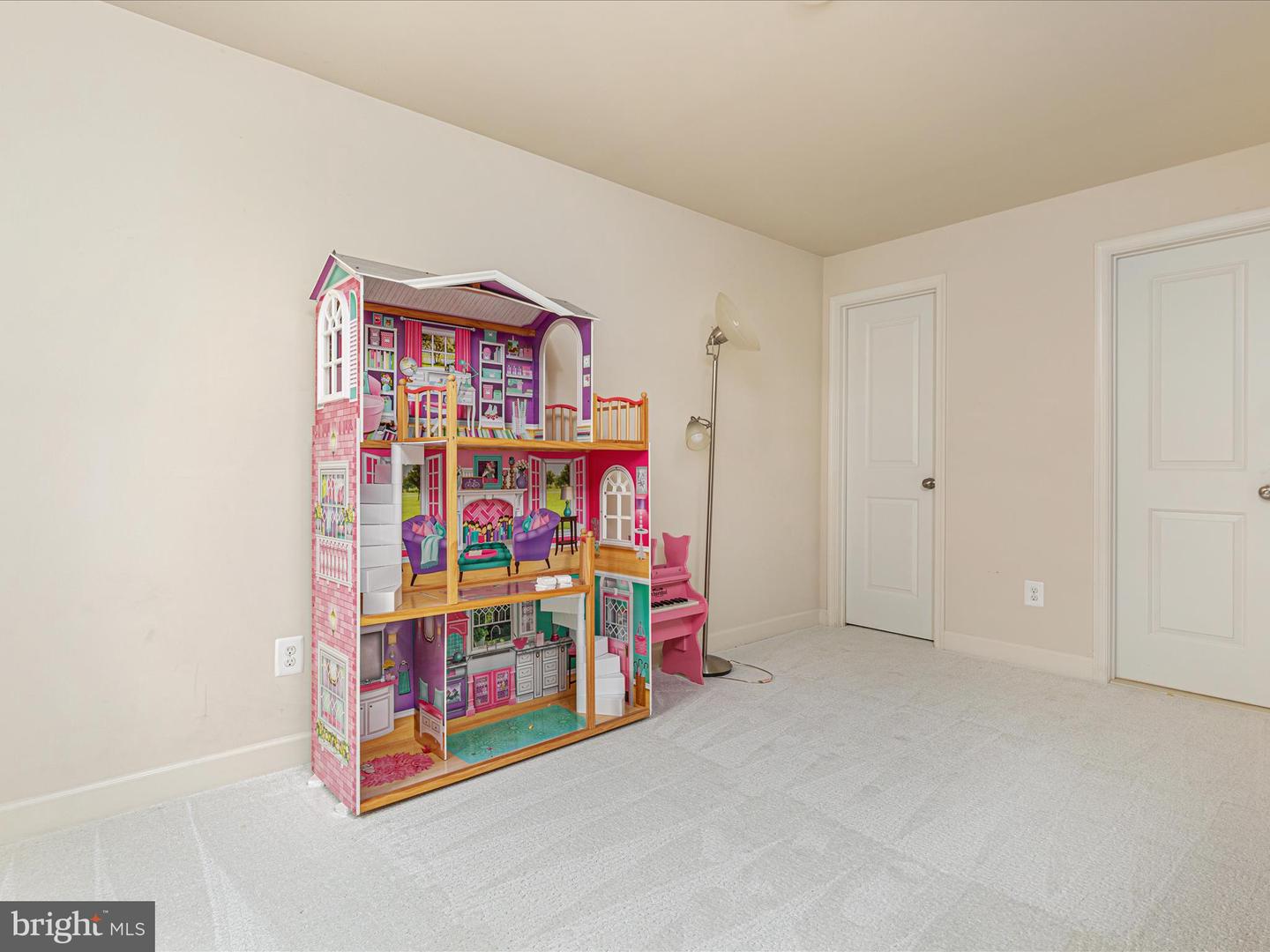 6560 WELLSPRING CT, WARRENTON, Virginia 20187, 5 Bedrooms Bedrooms, ,3 BathroomsBathrooms,Residential,For sale,6560 WELLSPRING CT,VAFQ2017050 MLS # VAFQ2017050