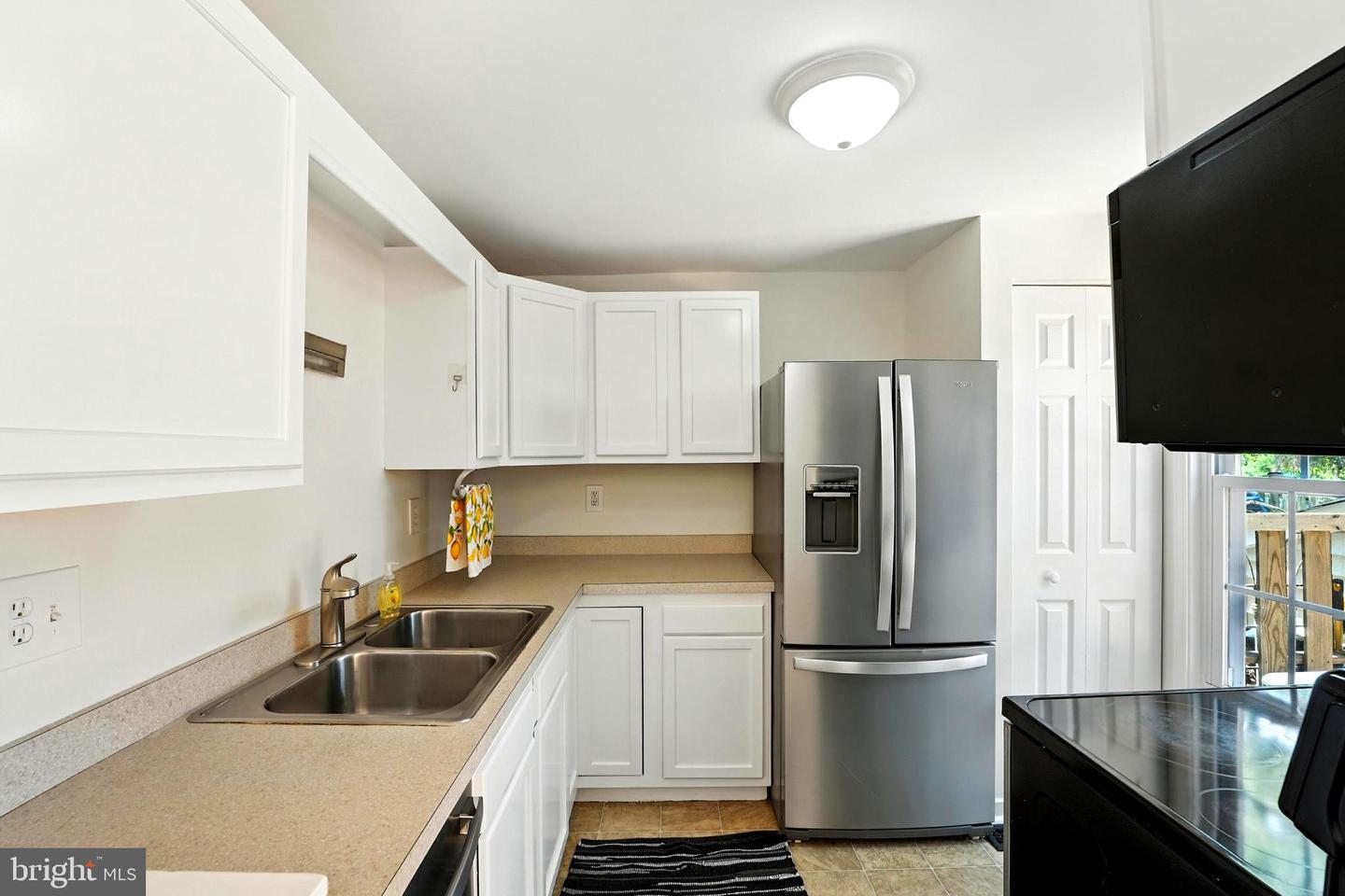 838 OAK LEAF CT, WARRENTON, Virginia 20186, 3 Bedrooms Bedrooms, ,2 BathroomsBathrooms,Residential,For sale,838 OAK LEAF CT,VAFQ2017058 MLS # VAFQ2017058
