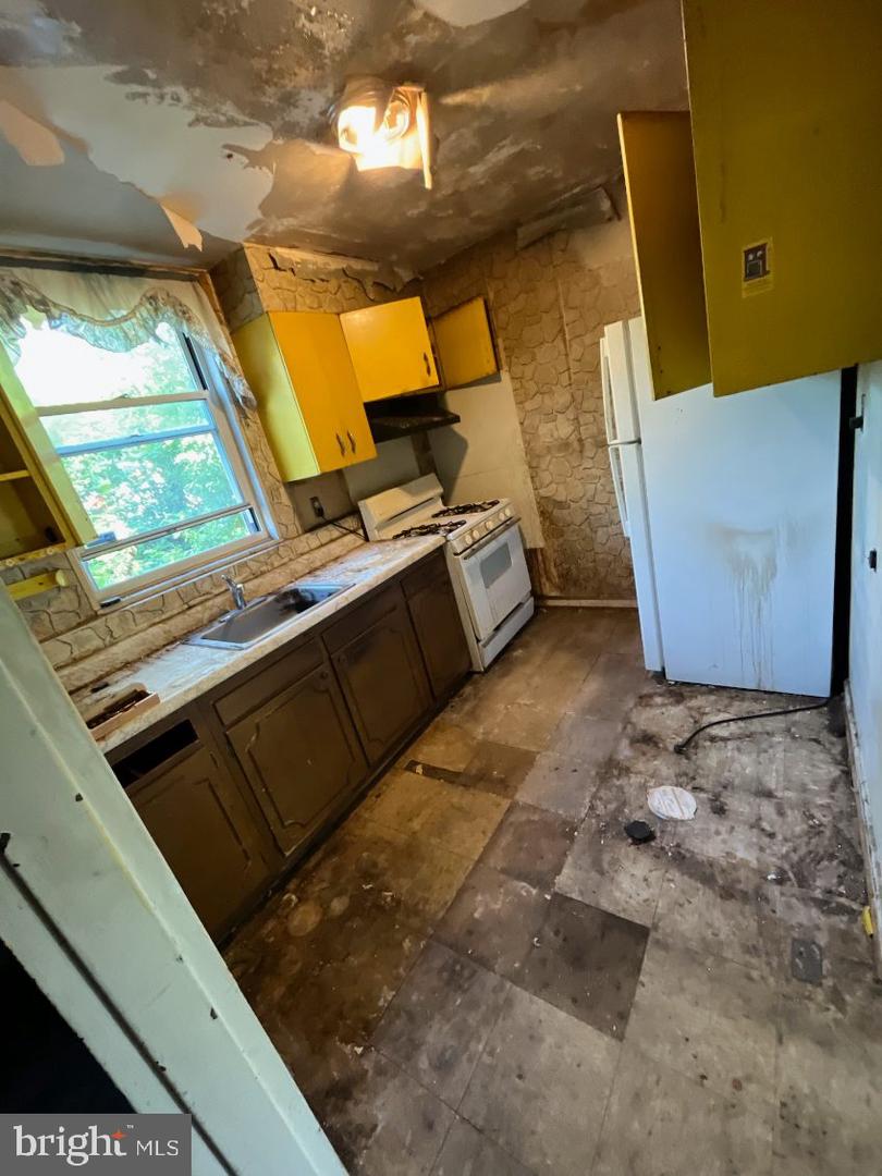 3650 EDISON ST, ALEXANDRIA, Virginia 22305, 3 Bedrooms Bedrooms, ,1 BathroomBathrooms,Residential,For sale,3650 EDISON ST,VAAX2046522 MLS # VAAX2046522