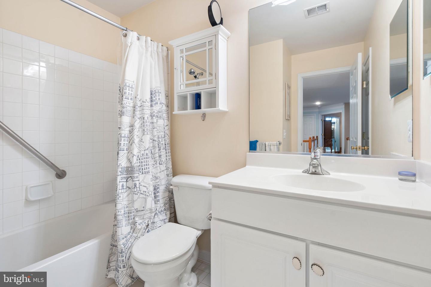 7540 MILLPOND CT, WARRENTON, Virginia 20187, 5 Bedrooms Bedrooms, ,3 BathroomsBathrooms,Residential,For sale,7540 MILLPOND CT,VAFQ2017062 MLS # VAFQ2017062