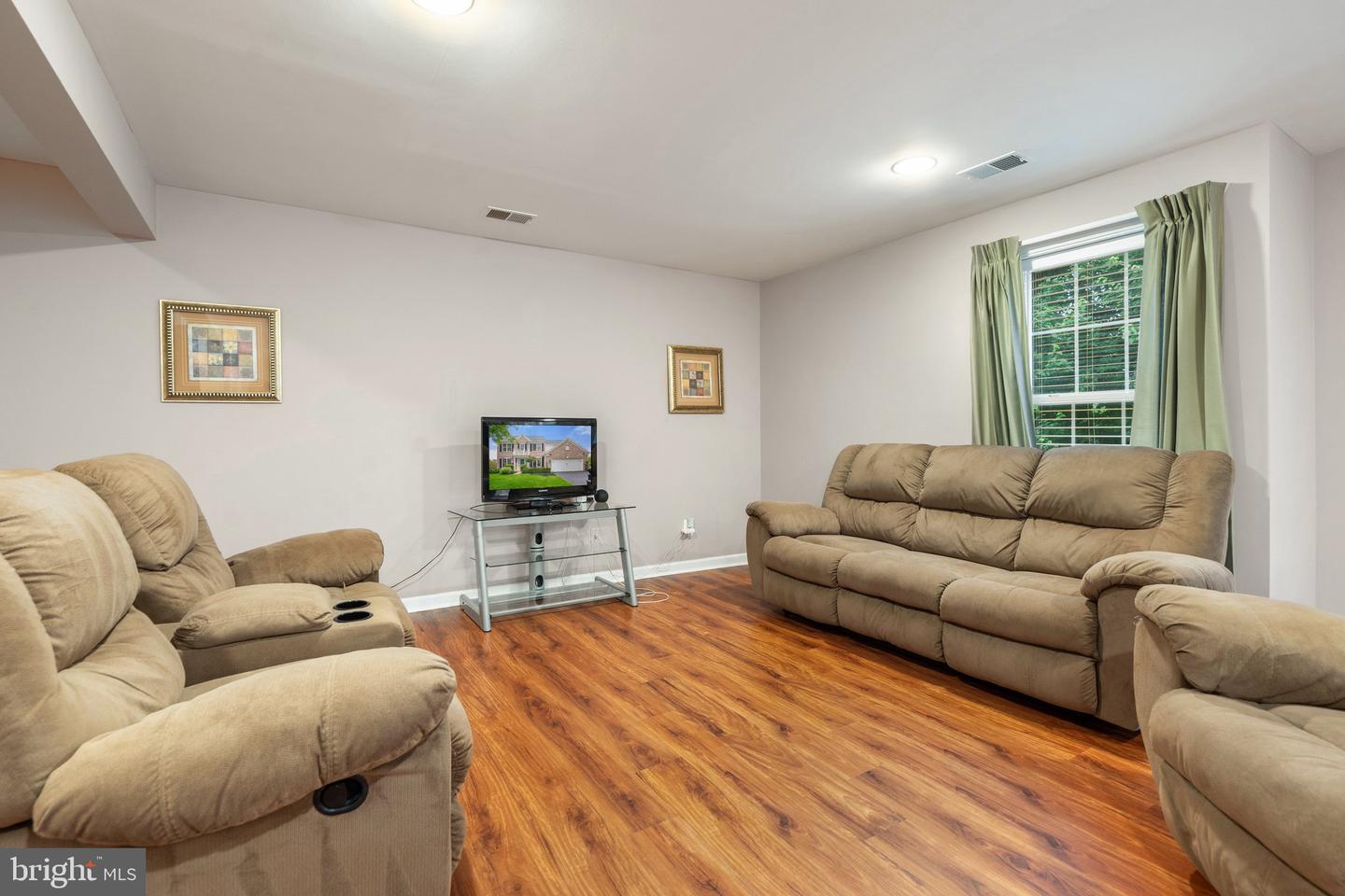 7540 MILLPOND CT, WARRENTON, Virginia 20187, 5 Bedrooms Bedrooms, ,3 BathroomsBathrooms,Residential,For sale,7540 MILLPOND CT,VAFQ2017062 MLS # VAFQ2017062