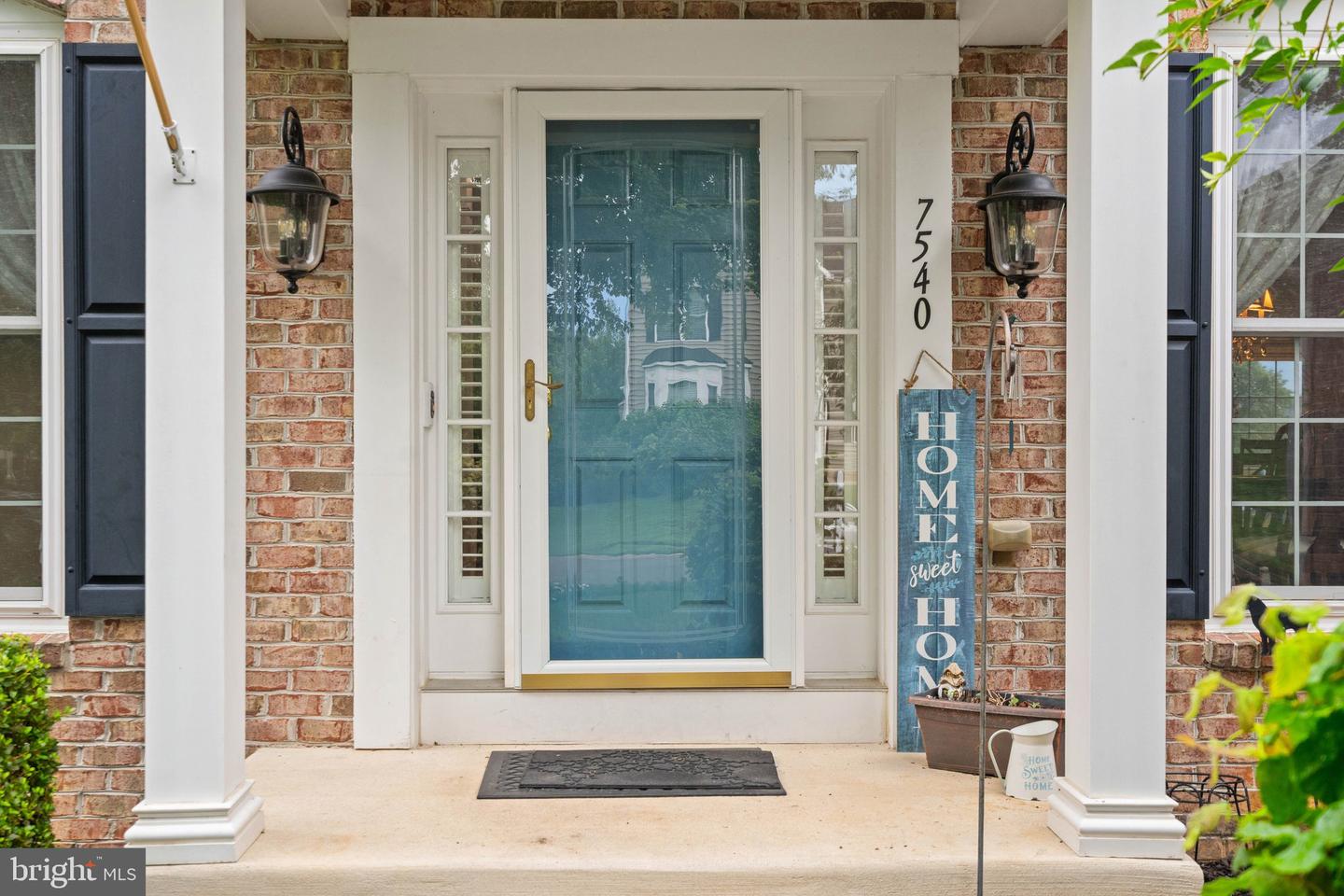 7540 MILLPOND CT, WARRENTON, Virginia 20187, 5 Bedrooms Bedrooms, ,3 BathroomsBathrooms,Residential,For sale,7540 MILLPOND CT,VAFQ2017062 MLS # VAFQ2017062