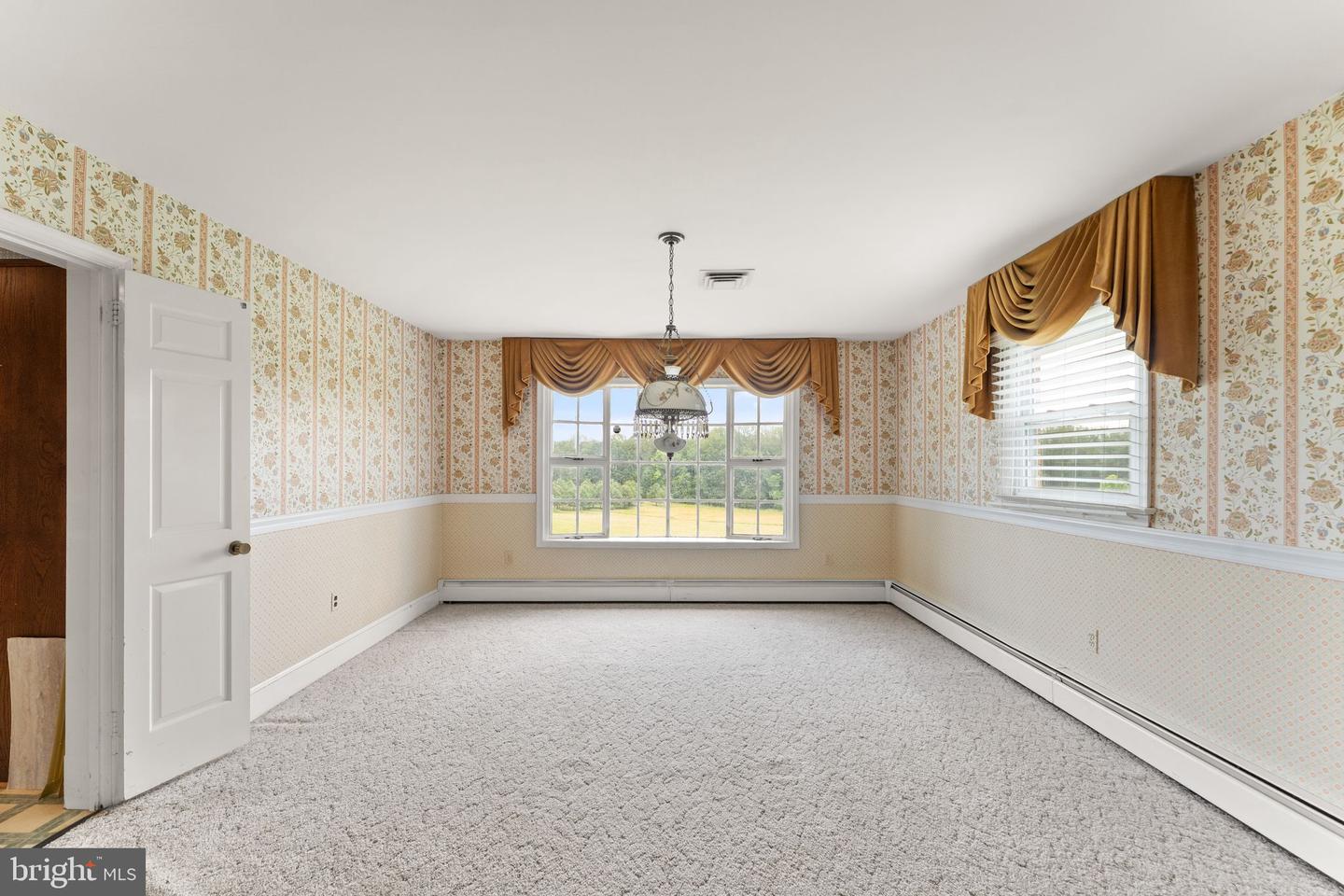 7511 & 7519 ELMORES LN, WARRENTON, Virginia 20187, 9 Bedrooms Bedrooms, ,7 BathroomsBathrooms,Residential,For sale,7511 & 7519 ELMORES LN,VAFQ2017044 MLS # VAFQ2017044