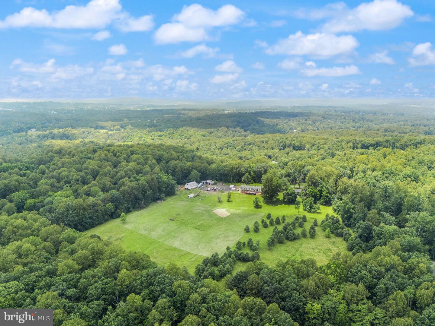 7511 & 7519 ELMORES LN, WARRENTON, Virginia 20187, 9 Bedrooms Bedrooms, ,7 BathroomsBathrooms,Residential,For sale,7511 & 7519 ELMORES LN,VAFQ2017044 MLS # VAFQ2017044