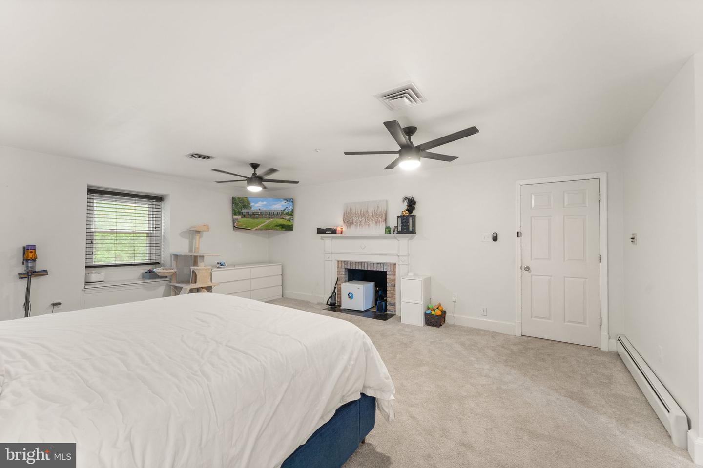 7511 & 7519 ELMORES LN, WARRENTON, Virginia 20187, 9 Bedrooms Bedrooms, ,7 BathroomsBathrooms,Residential,For sale,7511 & 7519 ELMORES LN,VAFQ2017044 MLS # VAFQ2017044
