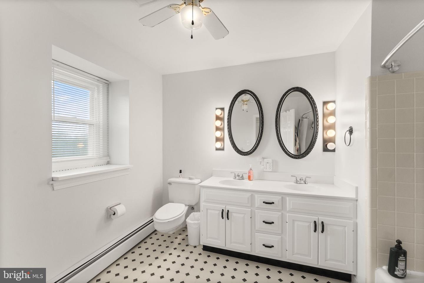 7511 & 7519 ELMORES LN, WARRENTON, Virginia 20187, 9 Bedrooms Bedrooms, ,7 BathroomsBathrooms,Residential,For sale,7511 & 7519 ELMORES LN,VAFQ2017044 MLS # VAFQ2017044