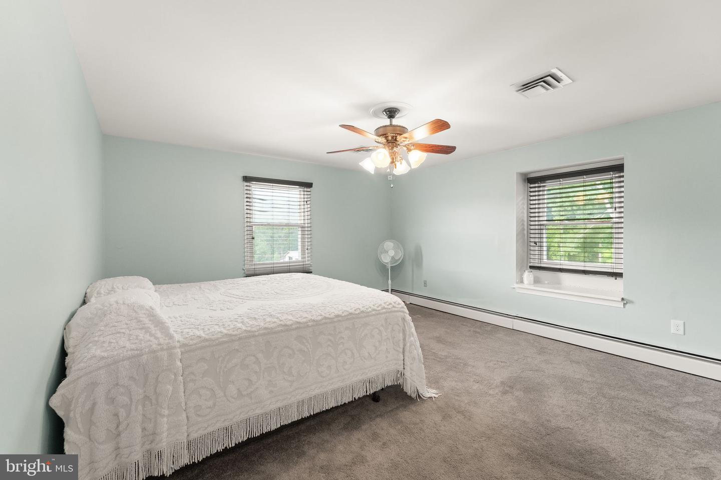 7511 & 7519 ELMORES LN, WARRENTON, Virginia 20187, 9 Bedrooms Bedrooms, ,7 BathroomsBathrooms,Residential,For sale,7511 & 7519 ELMORES LN,VAFQ2017044 MLS # VAFQ2017044
