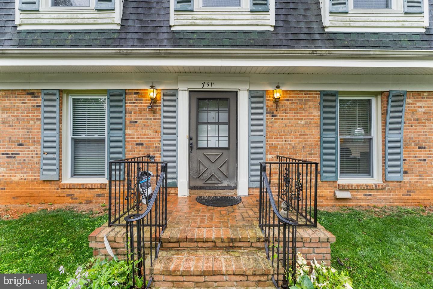 7511 & 7519 ELMORES LN, WARRENTON, Virginia 20187, 9 Bedrooms Bedrooms, ,7 BathroomsBathrooms,Residential,For sale,7511 & 7519 ELMORES LN,VAFQ2017044 MLS # VAFQ2017044
