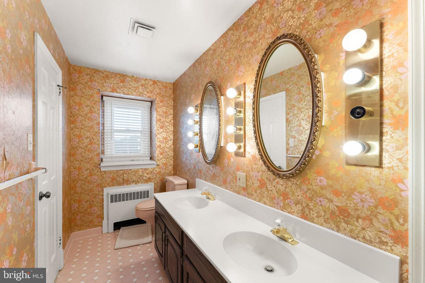 7511 & 7519 ELMORES LN, WARRENTON, Virginia 20187, 9 Bedrooms Bedrooms, ,7 BathroomsBathrooms,Residential,For sale,7511 & 7519 ELMORES LN,VAFQ2017044 MLS # VAFQ2017044