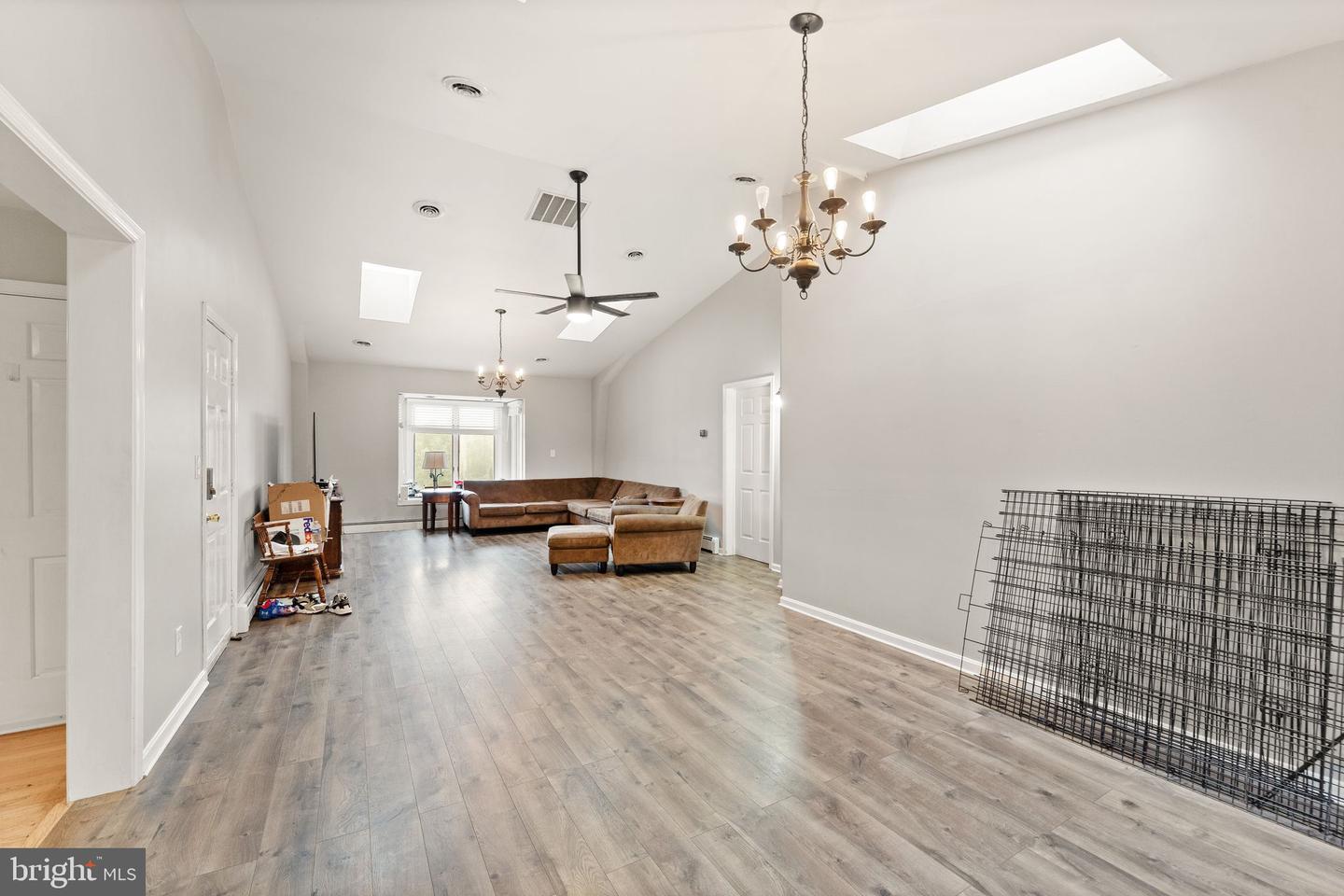 7511 & 7519 ELMORES LN, WARRENTON, Virginia 20187, 9 Bedrooms Bedrooms, ,7 BathroomsBathrooms,Residential,For sale,7511 & 7519 ELMORES LN,VAFQ2017044 MLS # VAFQ2017044