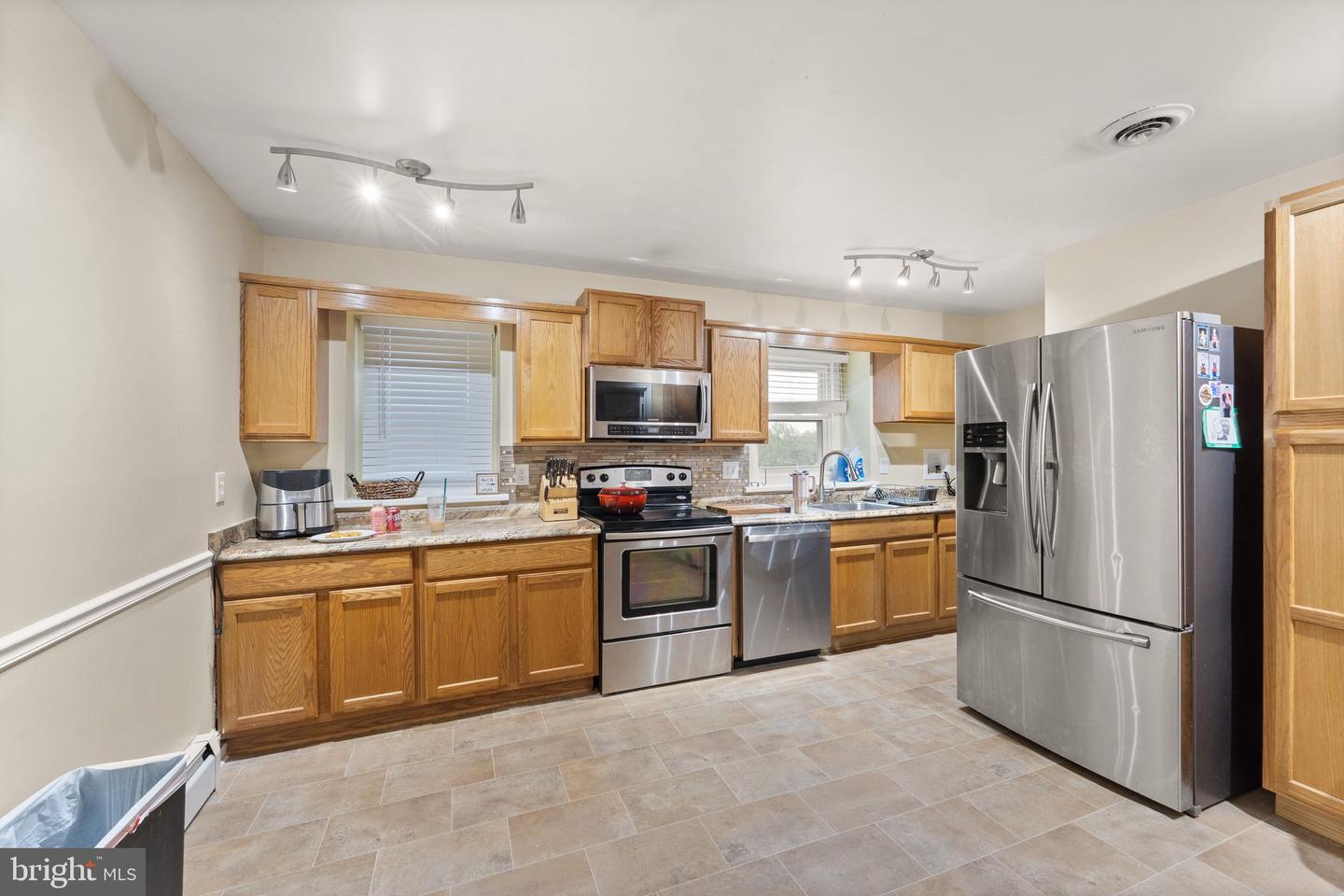 7511 & 7519 ELMORES LN, WARRENTON, Virginia 20187, 9 Bedrooms Bedrooms, ,7 BathroomsBathrooms,Residential,For sale,7511 & 7519 ELMORES LN,VAFQ2017044 MLS # VAFQ2017044