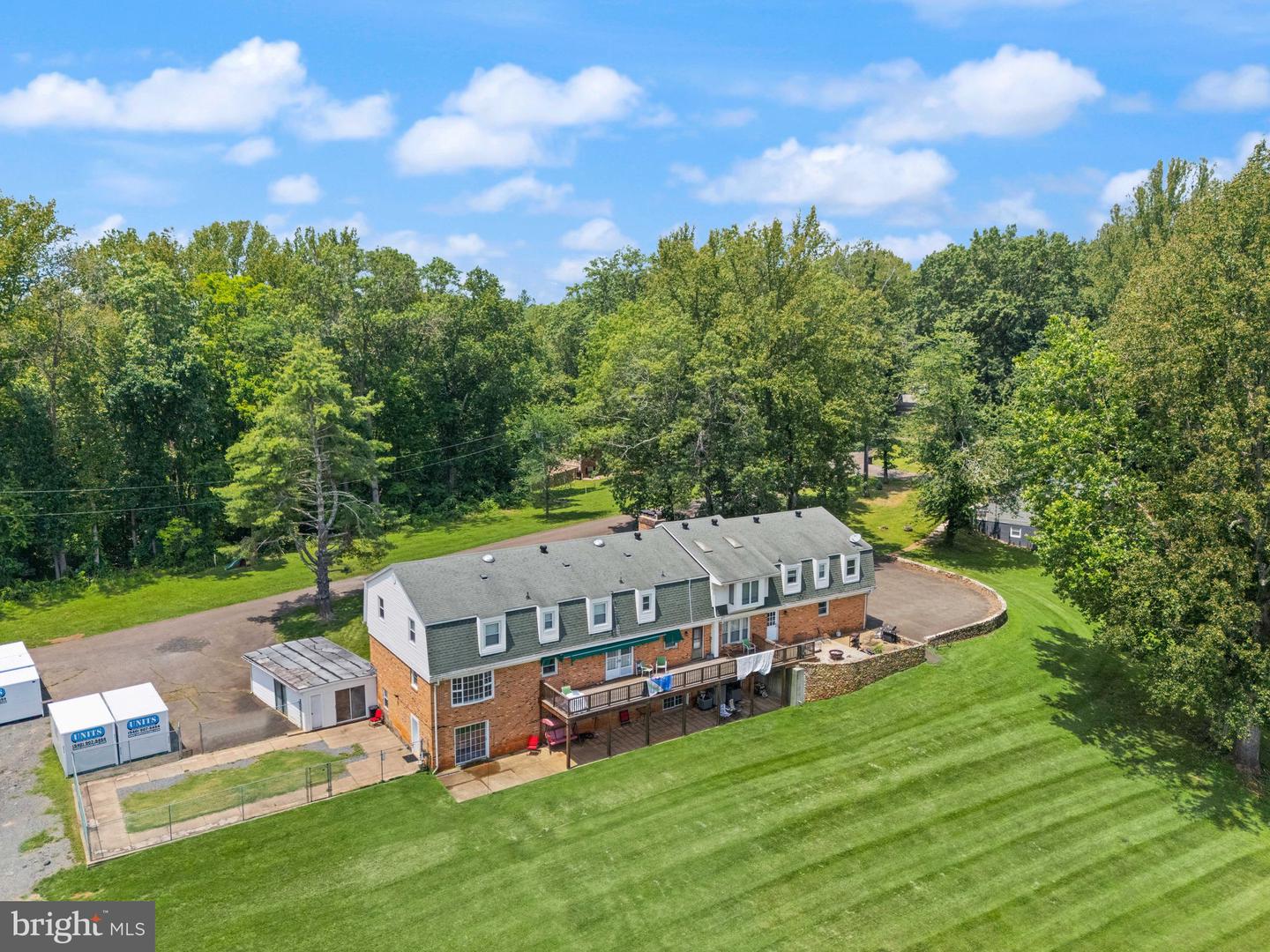 7511 & 7519 ELMORES LN, WARRENTON, Virginia 20187, 9 Bedrooms Bedrooms, ,7 BathroomsBathrooms,Residential,For sale,7511 & 7519 ELMORES LN,VAFQ2017044 MLS # VAFQ2017044