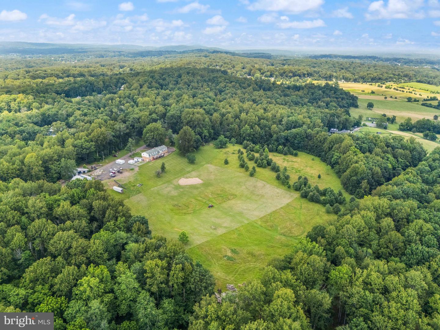 7511 & 7519 ELMORES LN, WARRENTON, Virginia 20187, 9 Bedrooms Bedrooms, ,7 BathroomsBathrooms,Residential,For sale,7511 & 7519 ELMORES LN,VAFQ2017044 MLS # VAFQ2017044