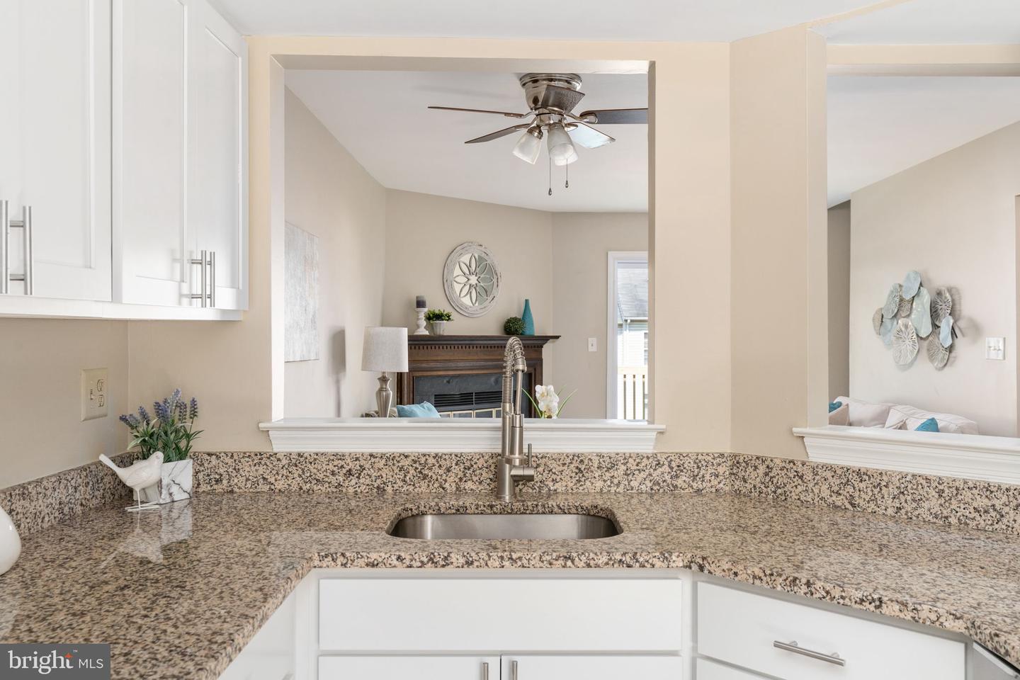 15370 GATEHOUSE TER, WOODBRIDGE, Virginia 22191, 2 Bedrooms Bedrooms, ,3 BathroomsBathrooms,Residential,For sale,15370 GATEHOUSE TER,VAPW2097074 MLS # VAPW2097074