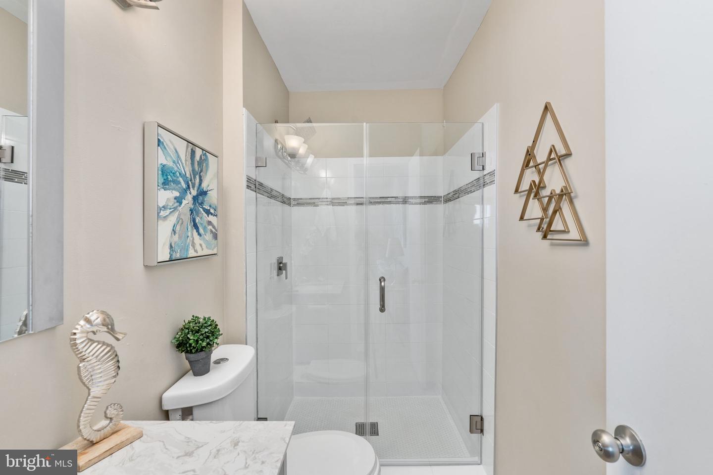 15370 GATEHOUSE TER, WOODBRIDGE, Virginia 22191, 2 Bedrooms Bedrooms, ,3 BathroomsBathrooms,Residential,For sale,15370 GATEHOUSE TER,VAPW2097074 MLS # VAPW2097074