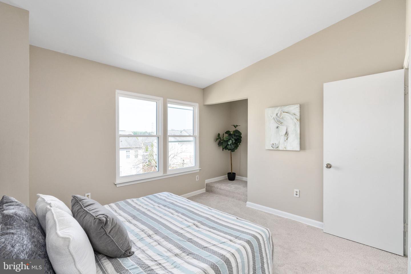 15370 GATEHOUSE TER, WOODBRIDGE, Virginia 22191, 2 Bedrooms Bedrooms, ,3 BathroomsBathrooms,Residential,For sale,15370 GATEHOUSE TER,VAPW2097074 MLS # VAPW2097074