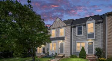15370 GATEHOUSE TER, WOODBRIDGE, Virginia 22191, 2 Bedrooms Bedrooms, ,3 BathroomsBathrooms,Residential,For sale,15370 GATEHOUSE TER,VAPW2097074 MLS # VAPW2097074