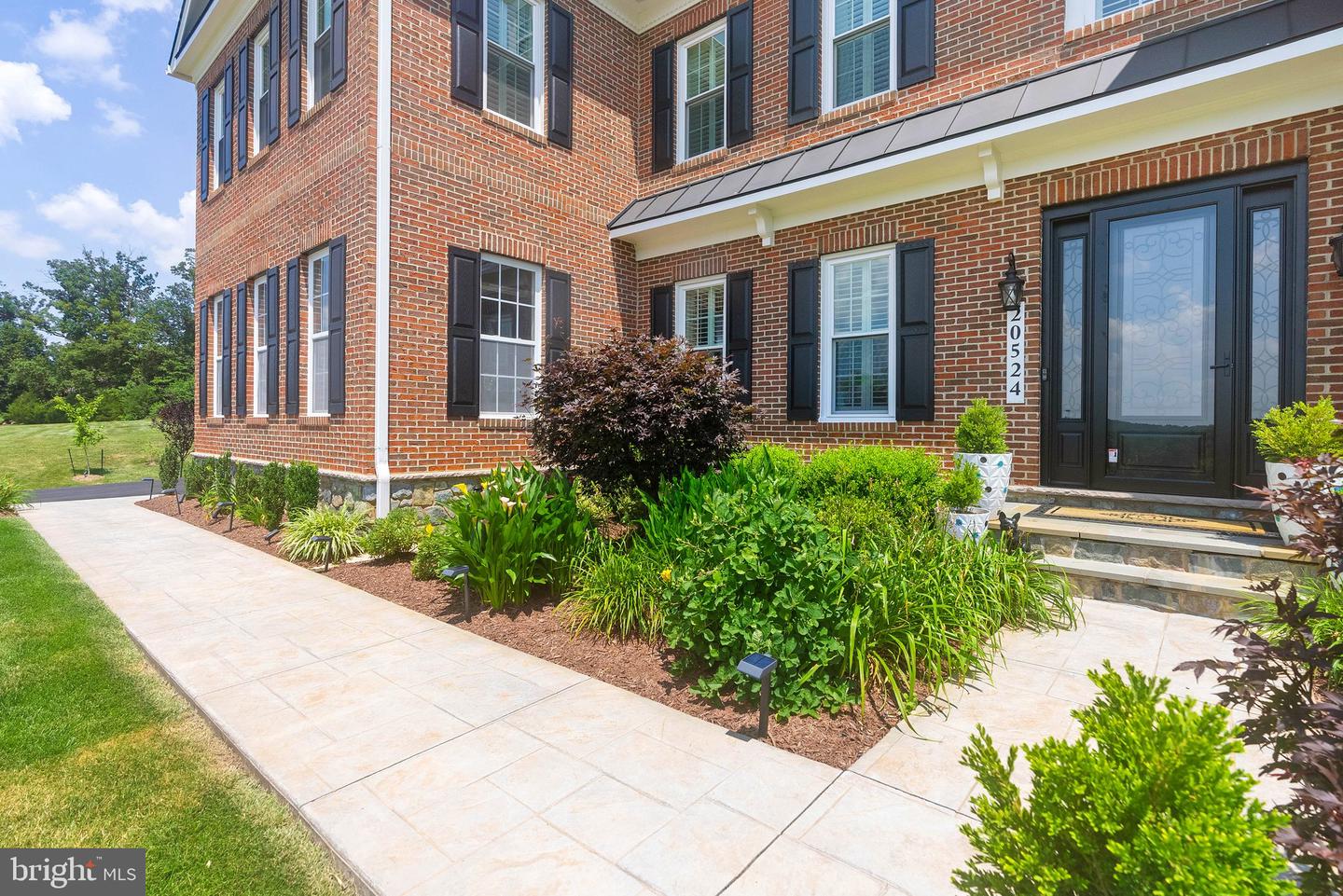 20524 STONE FOX CT, LEESBURG, Virginia 20175, 5 Bedrooms Bedrooms, ,5 BathroomsBathrooms,Residential,For sale,20524 STONE FOX CT,VALO2099598 MLS # VALO2099598