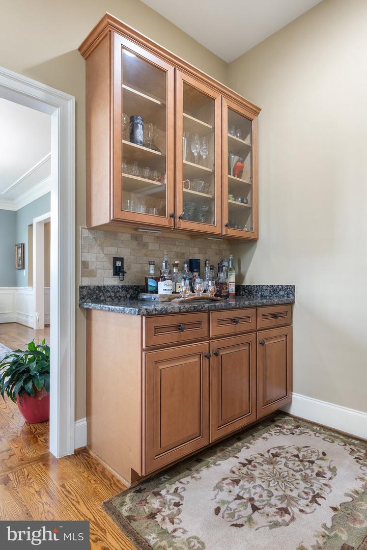 20524 STONE FOX CT, LEESBURG, Virginia 20175, 5 Bedrooms Bedrooms, ,5 BathroomsBathrooms,Residential,For sale,20524 STONE FOX CT,VALO2099598 MLS # VALO2099598