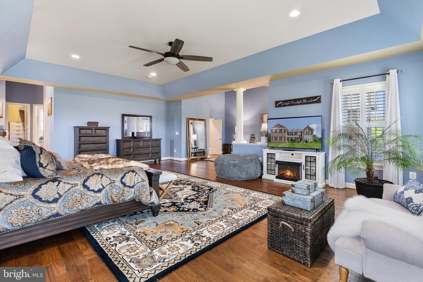20524 STONE FOX CT, LEESBURG, Virginia 20175, 5 Bedrooms Bedrooms, ,5 BathroomsBathrooms,Residential,For sale,20524 STONE FOX CT,VALO2099598 MLS # VALO2099598