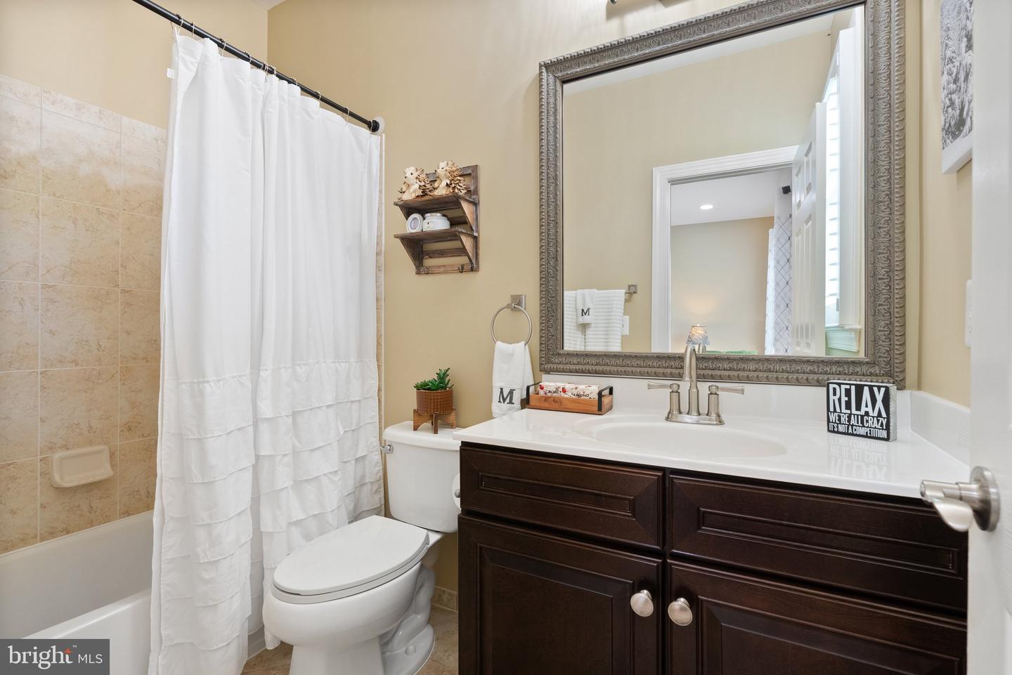 20524 STONE FOX CT, LEESBURG, Virginia 20175, 5 Bedrooms Bedrooms, ,5 BathroomsBathrooms,Residential,For sale,20524 STONE FOX CT,VALO2099598 MLS # VALO2099598