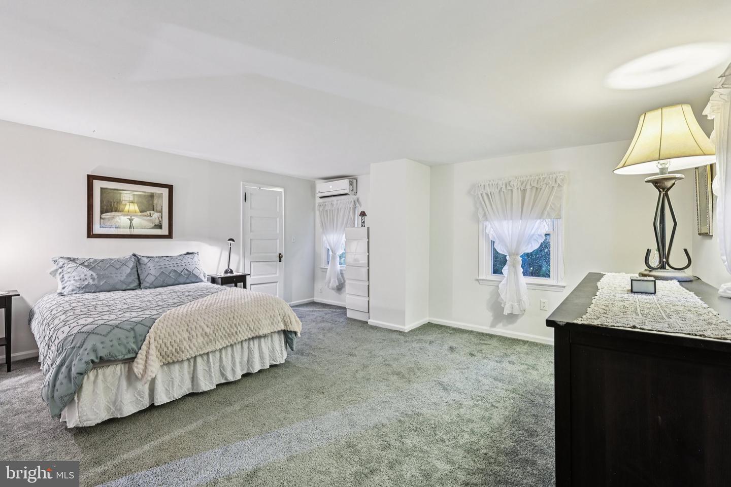 12353 BARBEE RD, BRISTOW, Virginia 20136, 5 Bedrooms Bedrooms, ,3 BathroomsBathrooms,Residential,For sale,12353 BARBEE RD,VAPW2097170 MLS # VAPW2097170