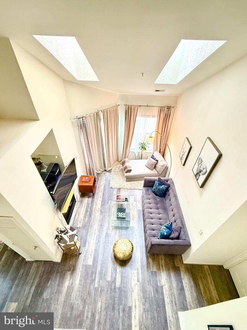 6541 GRANGE LN #401, ALEXANDRIA, Virginia 22315, 2 Bedrooms Bedrooms, ,2 BathroomsBathrooms,Residential,For sale,6541 GRANGE LN #401,VAFX2247798 MLS # VAFX2247798