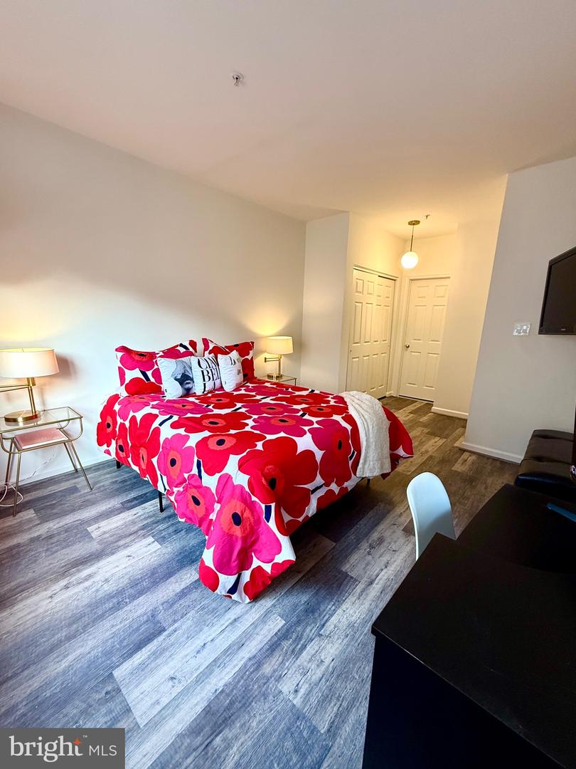 6541 GRANGE LN #401, ALEXANDRIA, Virginia 22315, 2 Bedrooms Bedrooms, ,2 BathroomsBathrooms,Residential,For sale,6541 GRANGE LN #401,VAFX2247798 MLS # VAFX2247798