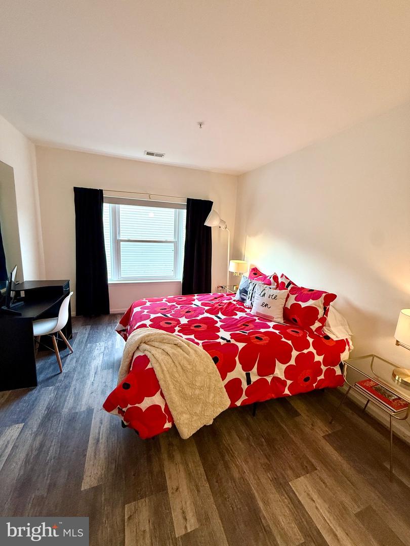 6541 GRANGE LN #401, ALEXANDRIA, Virginia 22315, 2 Bedrooms Bedrooms, ,2 BathroomsBathrooms,Residential,For sale,6541 GRANGE LN #401,VAFX2247798 MLS # VAFX2247798