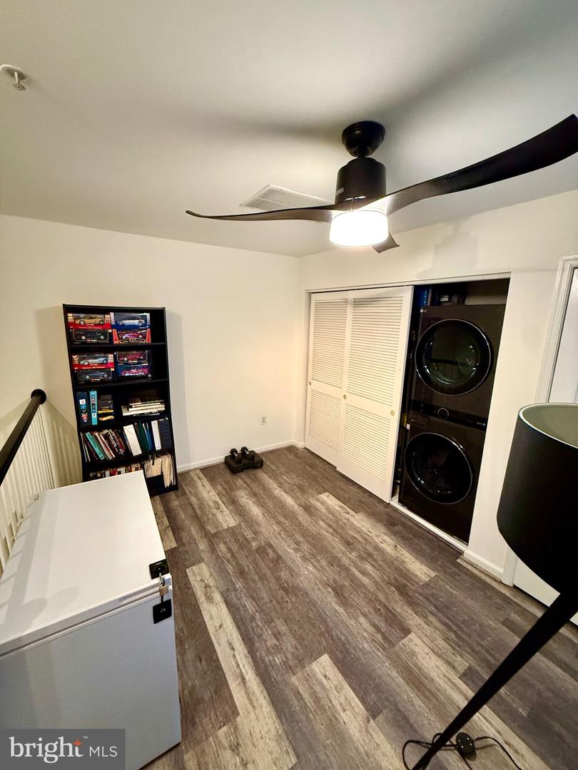 6541 GRANGE LN #401, ALEXANDRIA, Virginia 22315, 2 Bedrooms Bedrooms, ,2 BathroomsBathrooms,Residential,For sale,6541 GRANGE LN #401,VAFX2247798 MLS # VAFX2247798