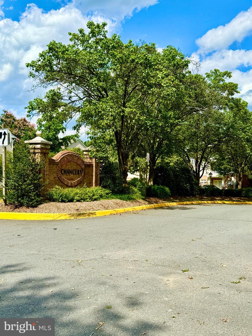 6541 GRANGE LN #401, ALEXANDRIA, Virginia 22315, 2 Bedrooms Bedrooms, ,2 BathroomsBathrooms,Residential,For sale,6541 GRANGE LN #401,VAFX2247798 MLS # VAFX2247798