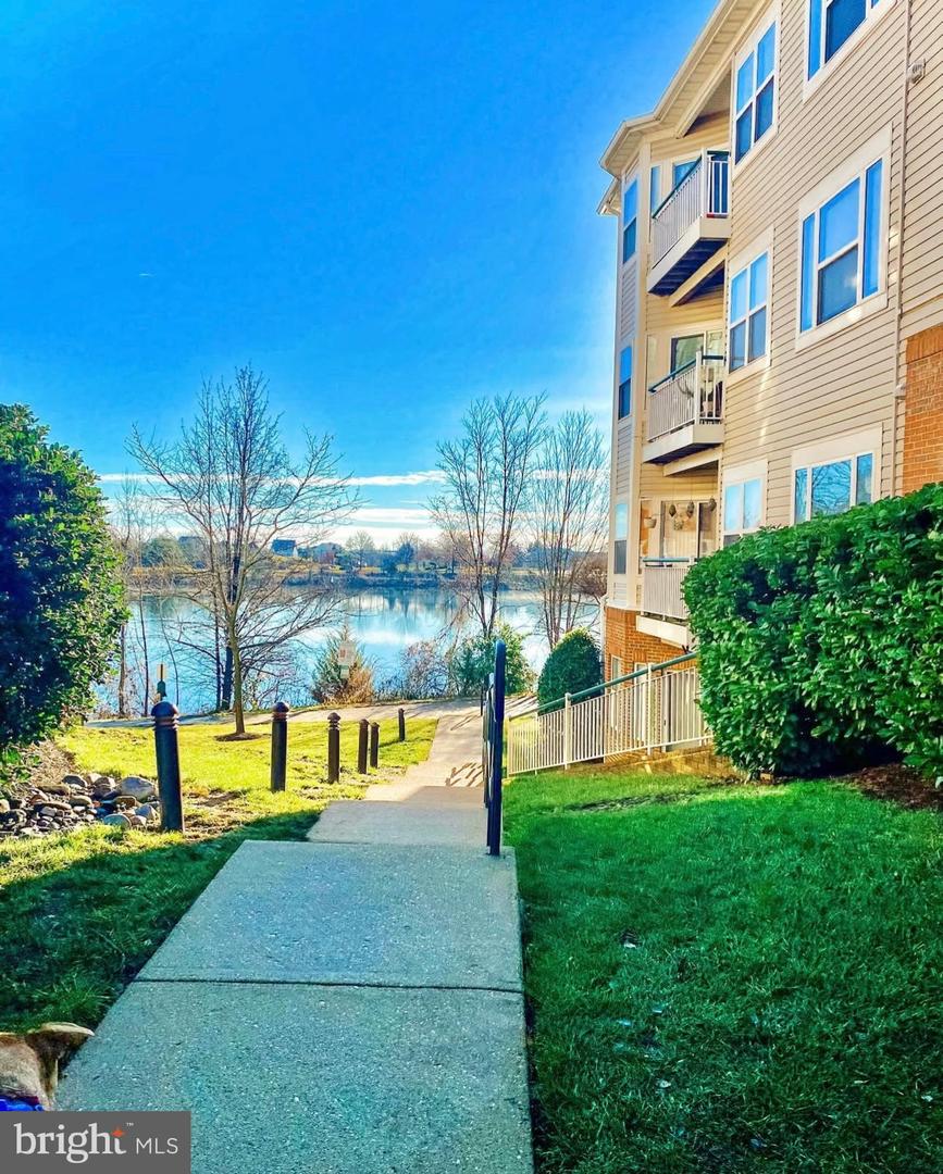 6541 GRANGE LN #401, ALEXANDRIA, Virginia 22315, 2 Bedrooms Bedrooms, ,2 BathroomsBathrooms,Residential,For sale,6541 GRANGE LN #401,VAFX2247798 MLS # VAFX2247798