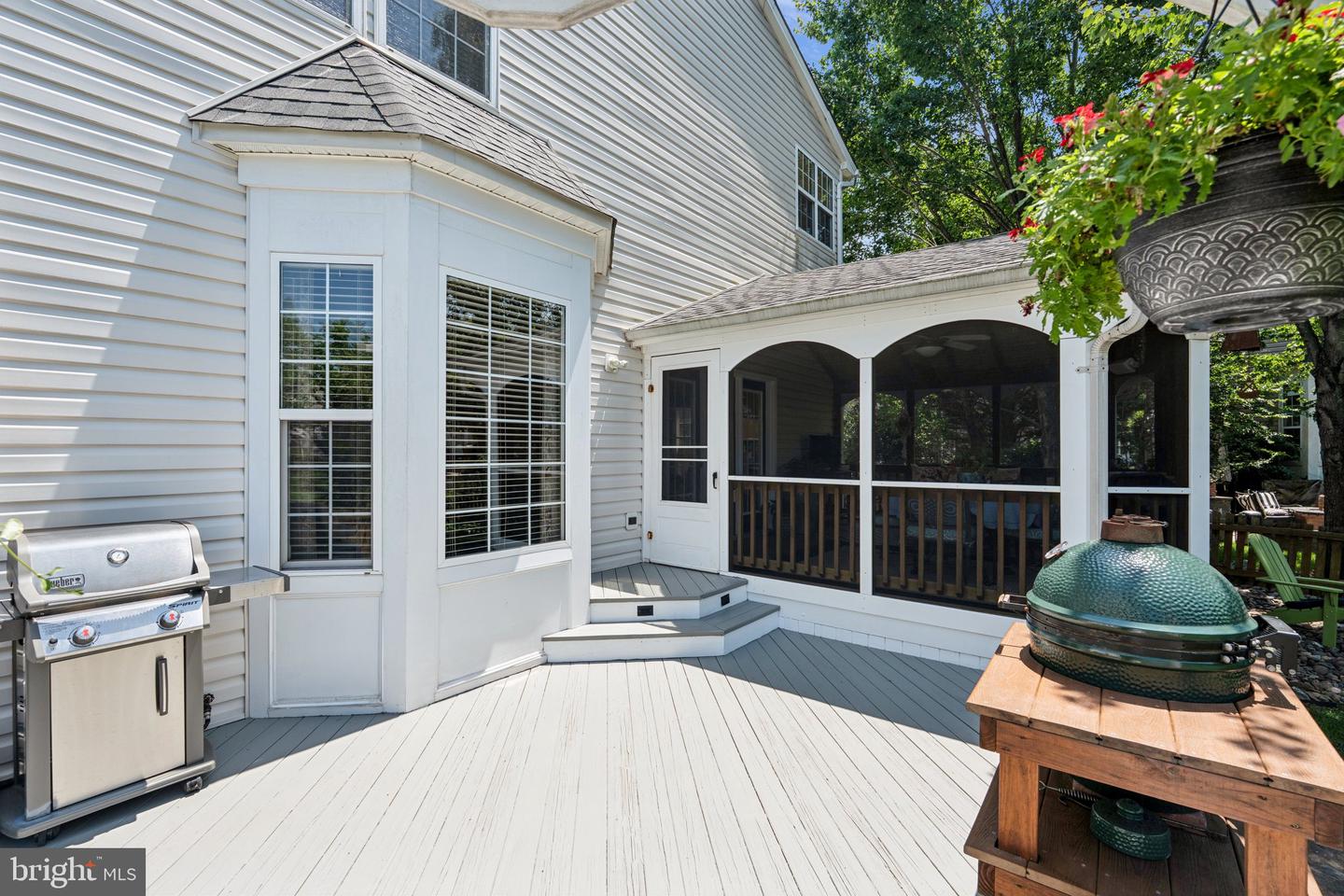 18265 OAK LAKE CT, LEESBURG, Virginia 20176, 4 Bedrooms Bedrooms, ,3 BathroomsBathrooms,Residential,For sale,18265 OAK LAKE CT,VALO2099714 MLS # VALO2099714