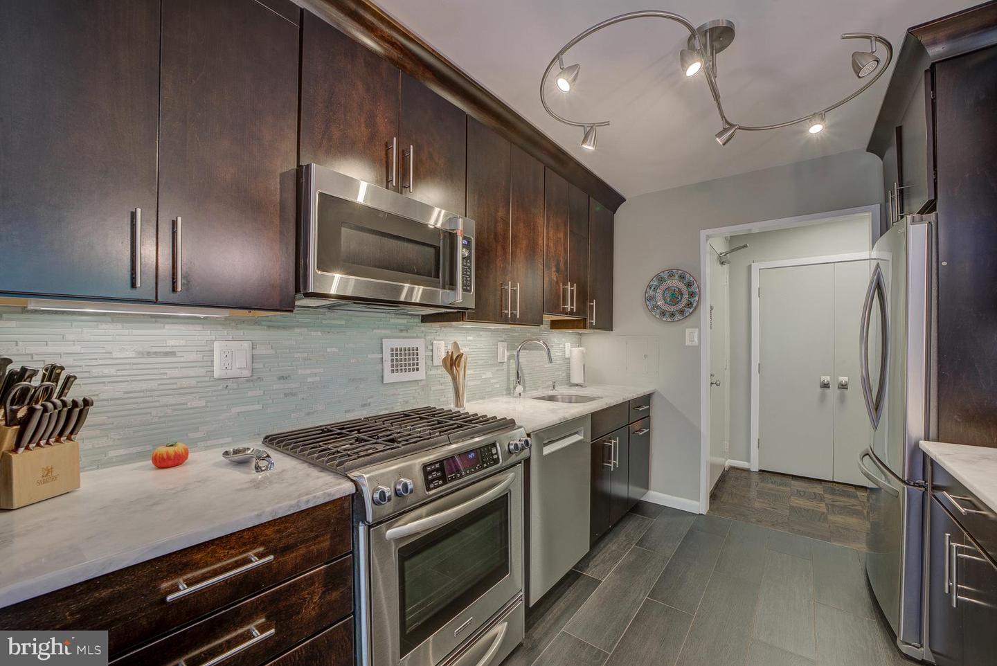 2939 VAN NESS ST NW #224, WASHINGTON, District Of Columbia 20008, 2 Bedrooms Bedrooms, 5 Rooms Rooms,2 BathroomsBathrooms,Residential,For sale,2939 VAN NESS ST NW #224,DCDC2206152 MLS # DCDC2206152