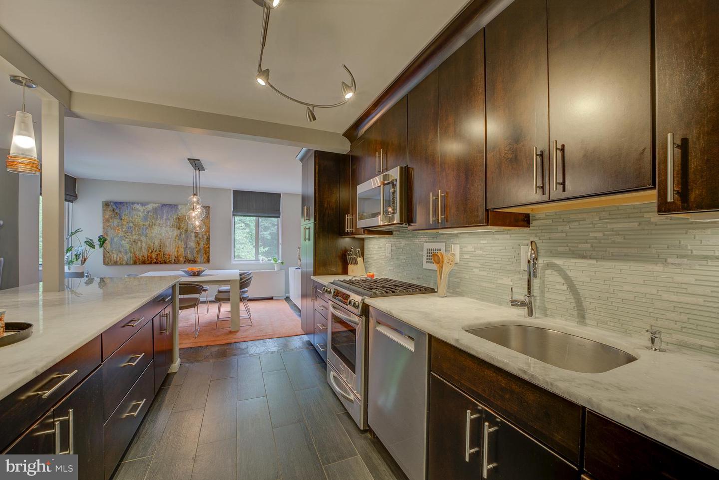 2939 VAN NESS ST NW #224, WASHINGTON, District Of Columbia 20008, 2 Bedrooms Bedrooms, 5 Rooms Rooms,2 BathroomsBathrooms,Residential,For sale,2939 VAN NESS ST NW #224,DCDC2206152 MLS # DCDC2206152