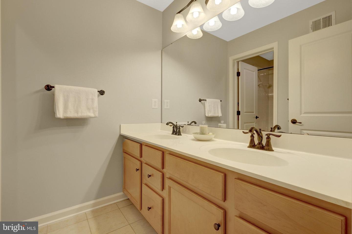 24859 HELMS TER, ALDIE, Virginia 20105, 3 Bedrooms Bedrooms, 8 Rooms Rooms,2 BathroomsBathrooms,Residential,For sale,24859 HELMS TER,VALO2099782 MLS # VALO2099782