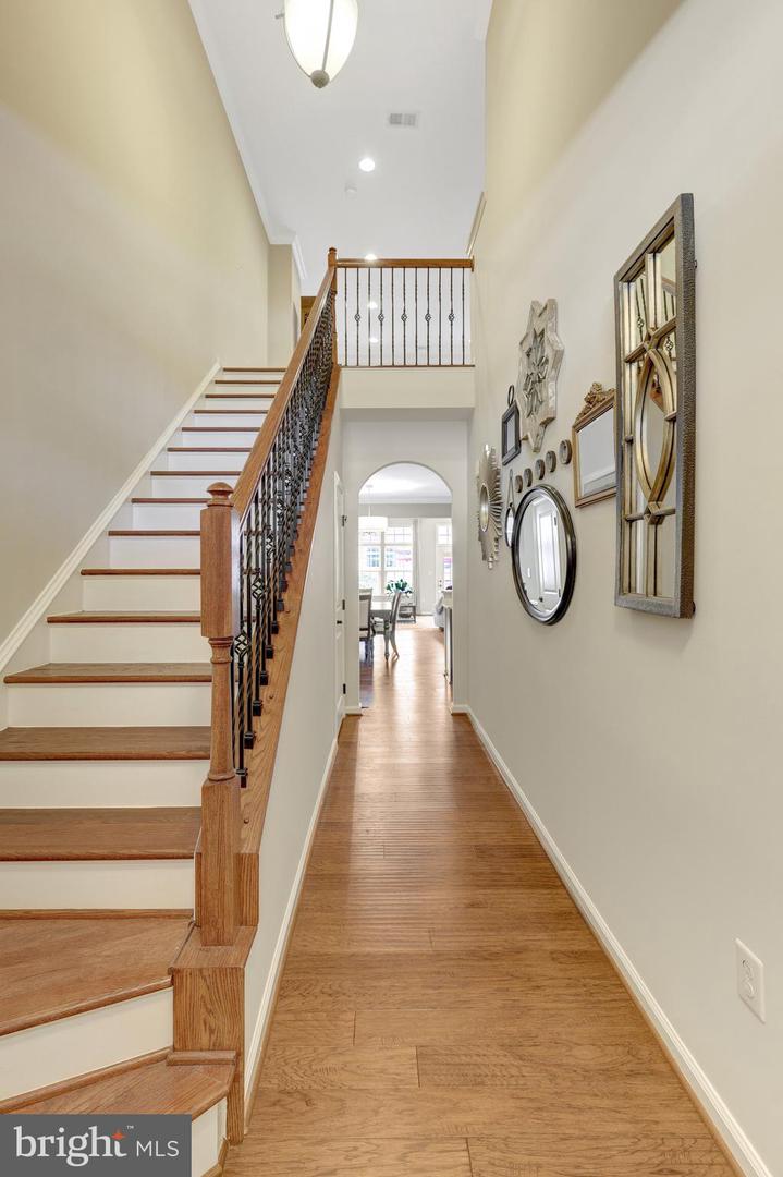 24859 HELMS TER, ALDIE, Virginia 20105, 3 Bedrooms Bedrooms, 8 Rooms Rooms,2 BathroomsBathrooms,Residential,For sale,24859 HELMS TER,VALO2099782 MLS # VALO2099782