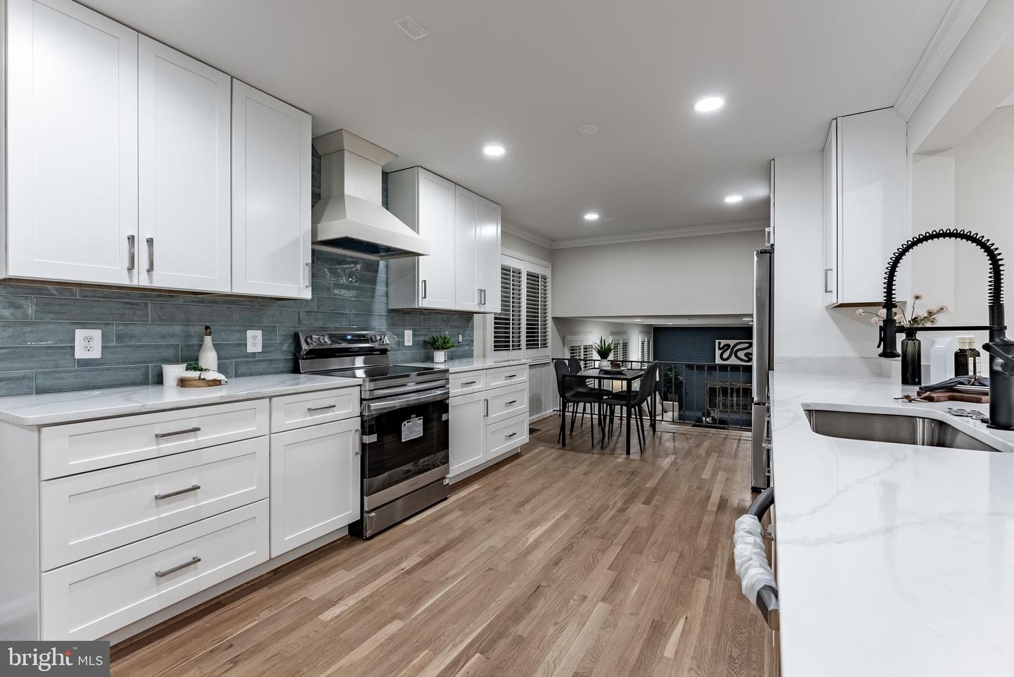 4716 PICKETT RD, FAIRFAX, Virginia 22032, 5 Bedrooms Bedrooms, ,2 BathroomsBathrooms,Residential,For sale,4716 PICKETT RD,VAFX2248048 MLS # VAFX2248048