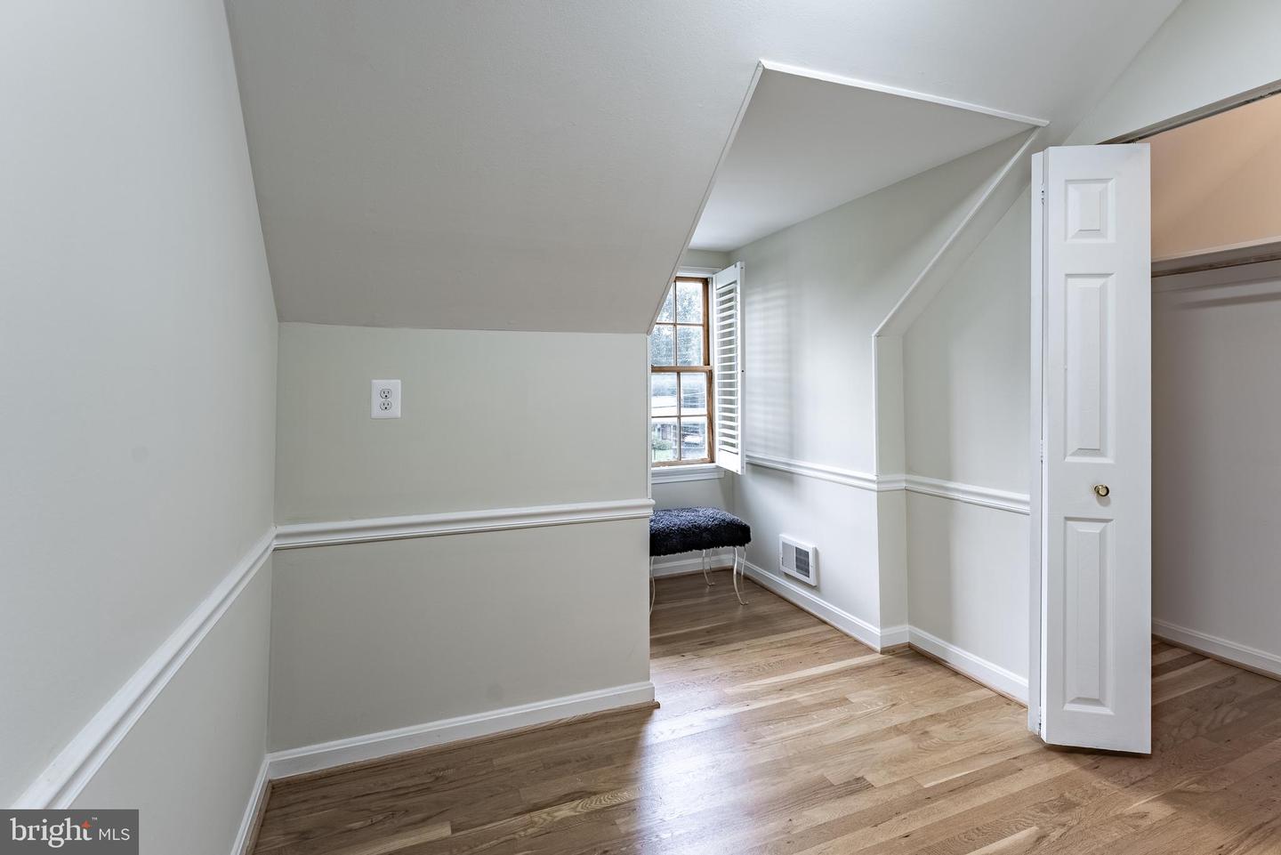 4716 PICKETT RD, FAIRFAX, Virginia 22032, 5 Bedrooms Bedrooms, ,2 BathroomsBathrooms,Residential,For sale,4716 PICKETT RD,VAFX2248048 MLS # VAFX2248048
