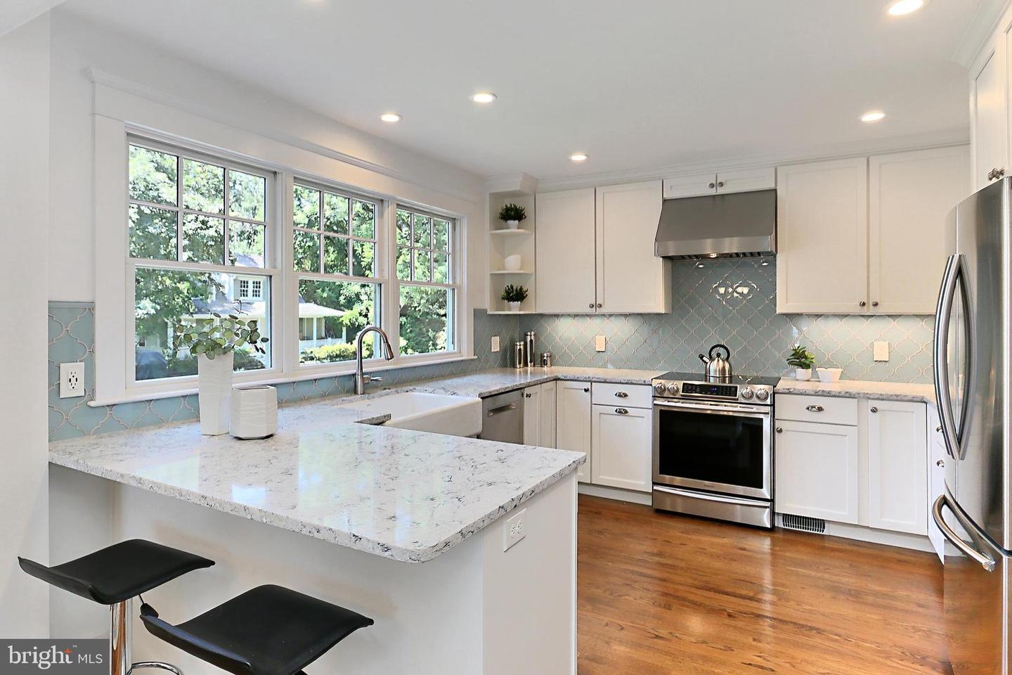 4615 1ST ST S, ARLINGTON, Virginia 22204, 4 Bedrooms Bedrooms, 9 Rooms Rooms,2 BathroomsBathrooms,Residential,For sale,4615 1ST ST S,VAAR2059368 MLS # VAAR2059368
