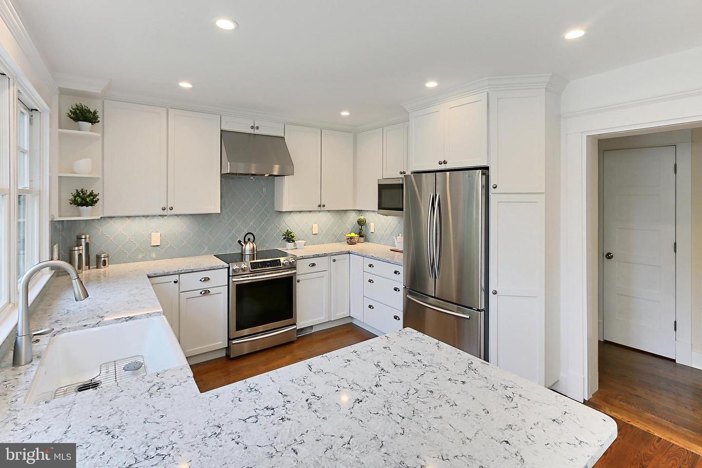 4615 1ST ST S, ARLINGTON, Virginia 22204, 4 Bedrooms Bedrooms, 9 Rooms Rooms,2 BathroomsBathrooms,Residential,For sale,4615 1ST ST S,VAAR2059368 MLS # VAAR2059368