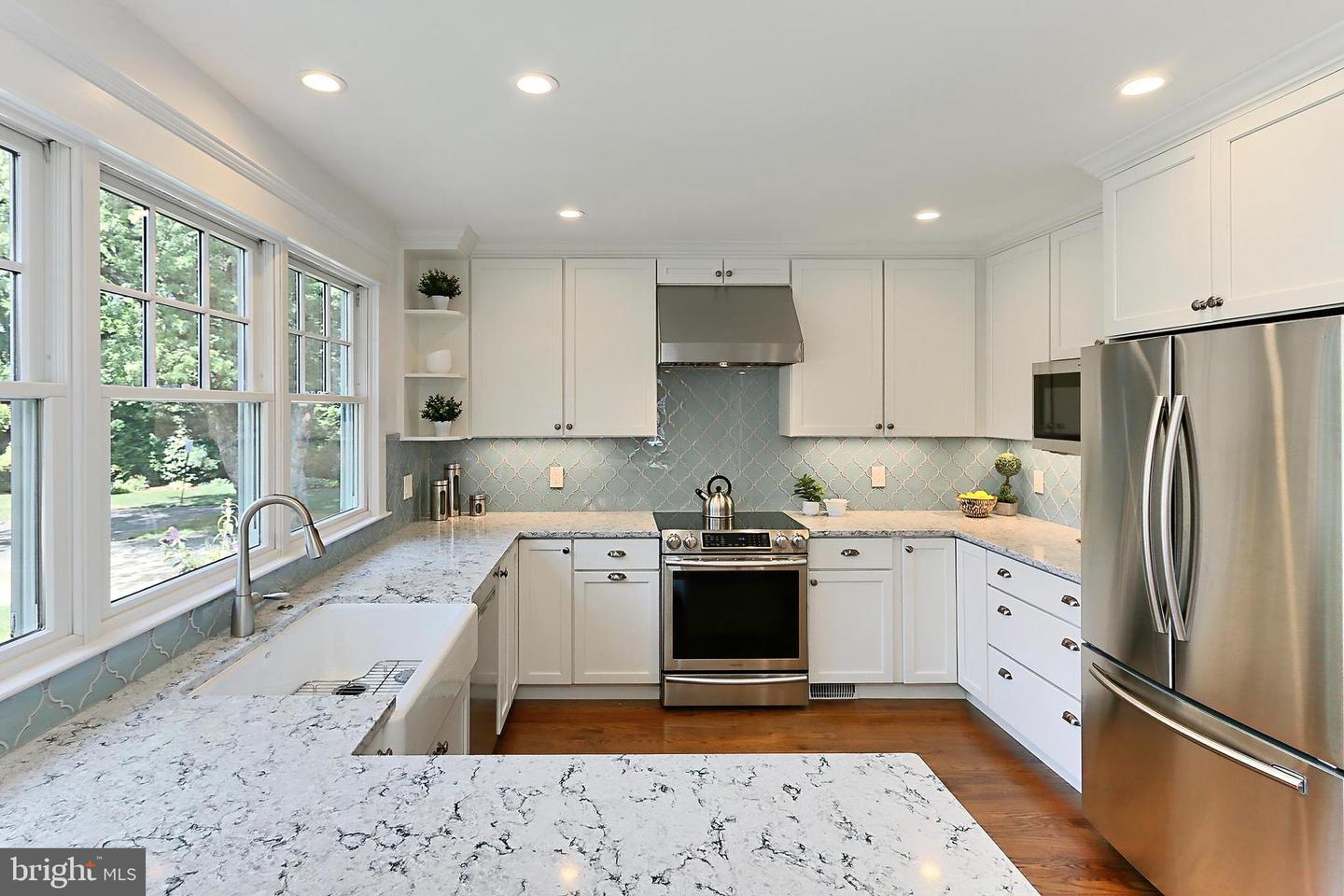 4615 1ST ST S, ARLINGTON, Virginia 22204, 4 Bedrooms Bedrooms, 9 Rooms Rooms,2 BathroomsBathrooms,Residential,For sale,4615 1ST ST S,VAAR2059368 MLS # VAAR2059368