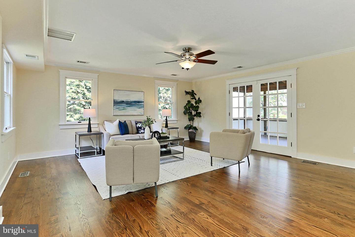4615 1ST ST S, ARLINGTON, Virginia 22204, 4 Bedrooms Bedrooms, 9 Rooms Rooms,2 BathroomsBathrooms,Residential,For sale,4615 1ST ST S,VAAR2059368 MLS # VAAR2059368