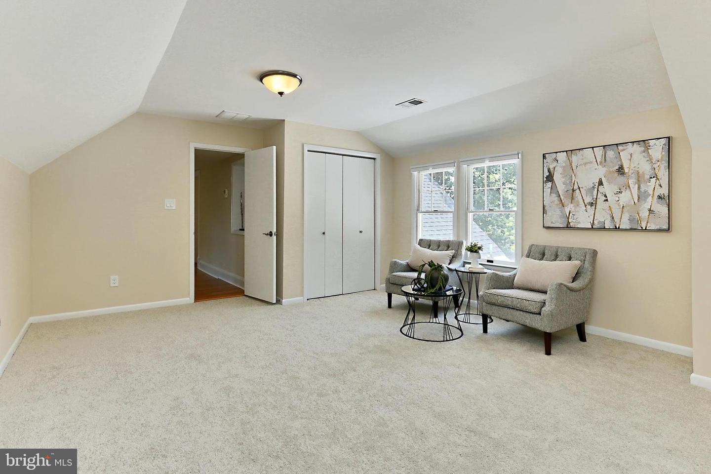 4615 1ST ST S, ARLINGTON, Virginia 22204, 4 Bedrooms Bedrooms, 9 Rooms Rooms,2 BathroomsBathrooms,Residential,For sale,4615 1ST ST S,VAAR2059368 MLS # VAAR2059368