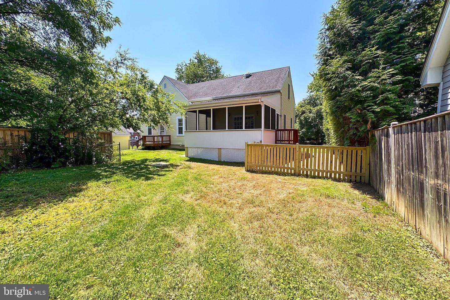 4615 1ST ST S, ARLINGTON, Virginia 22204, 4 Bedrooms Bedrooms, 9 Rooms Rooms,2 BathroomsBathrooms,Residential,For sale,4615 1ST ST S,VAAR2059368 MLS # VAAR2059368